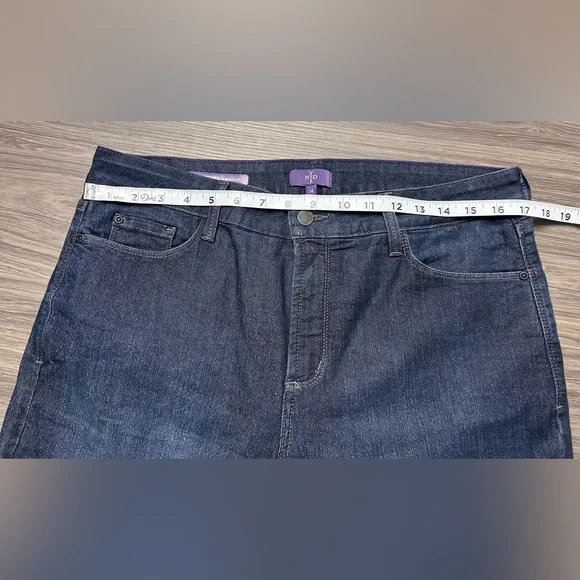 NYDJ Barbara Bootcut Jeans Size 14 - Picture 5 of 8
